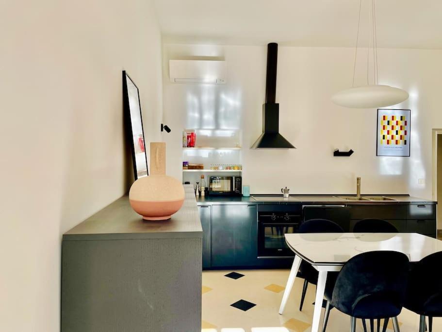Casa Al Borgo Apartment โรม ภายนอก รูปภาพ