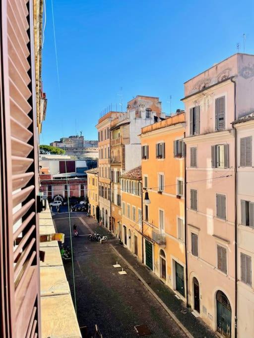 Casa Al Borgo Apartment โรม ภายนอก รูปภาพ